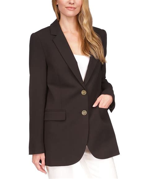 women's two button boyfriend blazer.